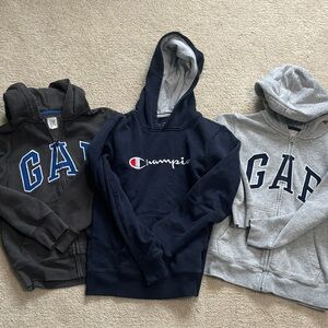 Champion & gap boys  Hoodie size M/L